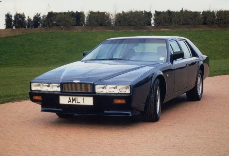 Aston Martin Lagonda 5.3 (310 Hp)1976 - 1989 thumbnail 6