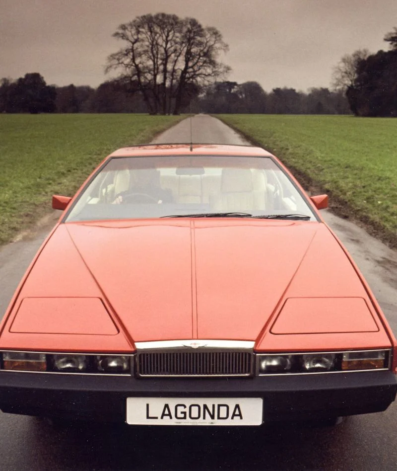 Aston Martin Lagonda 5.3 (310 Hp)1976 - 1989 thumbnail 8