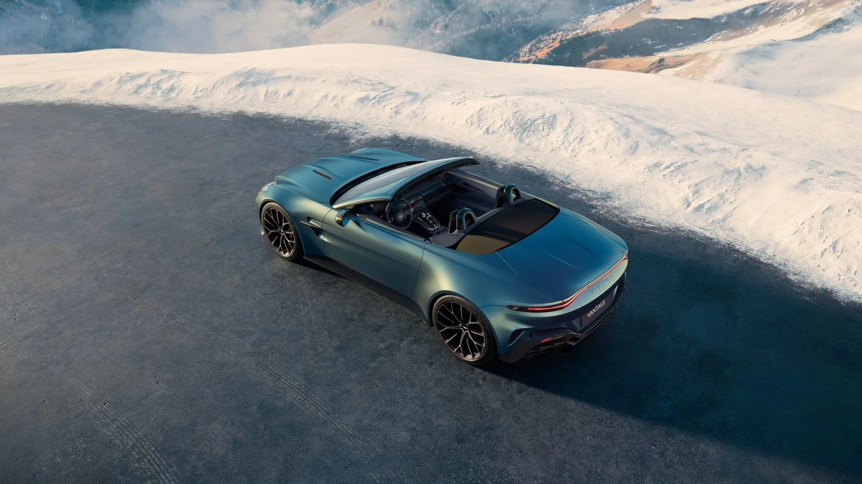 Aston Martin V8 Vantage 4.0 V8 (665 Hp) Automatic2025 - thumbnail 4