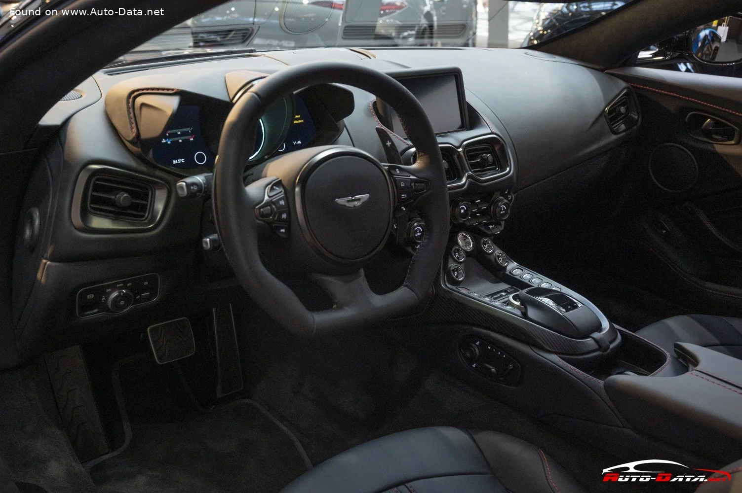 Aston Martin V8 Vantage 4.0 V8 (510 Hp) Automatic2017 - 2024 thumbnail 6