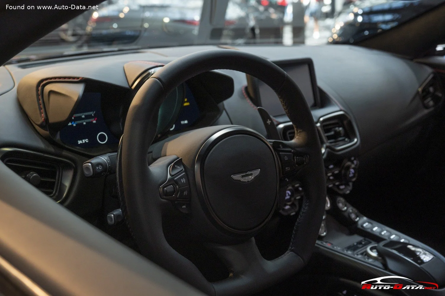 Aston Martin V8 Vantage 4.0 V8 (510 Hp) Automatic2017 - 2024 thumbnail 7