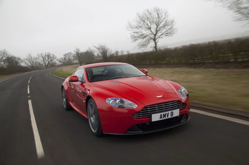 Aston Martin V8 Vantage 4.7 V8 (426 Hp)2008 - 2016 - 1