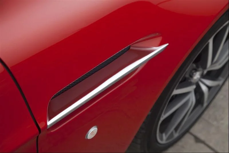 Aston Martin V8 Vantage 4.7 V8 (426 Hp)2008 - 2016 thumbnail 12