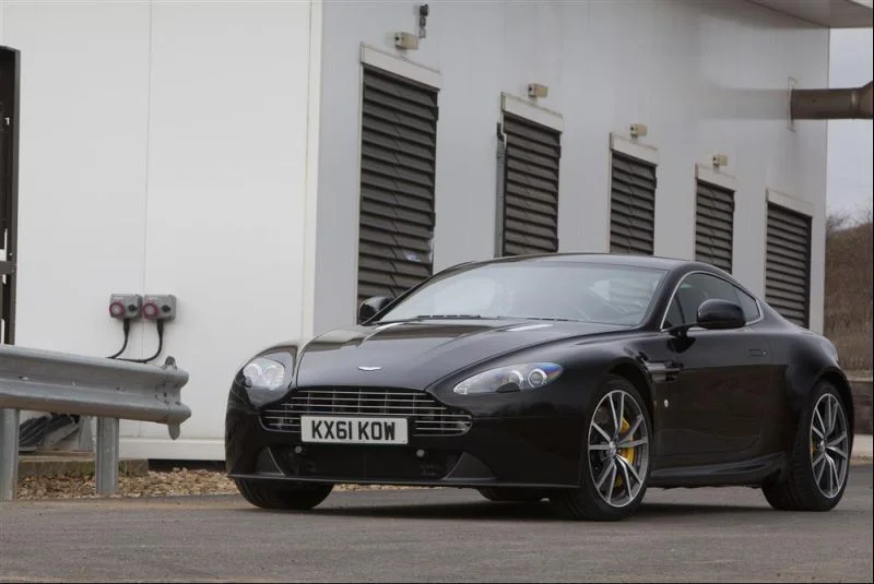 Aston Martin V8 Vantage 4.7 V8 (426 Hp)2008 - 2016 thumbnail 15