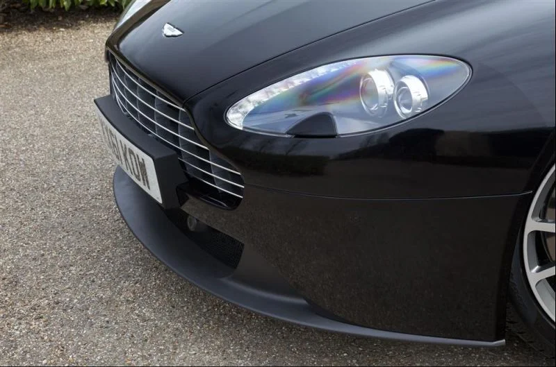 Aston Martin V8 Vantage 4.7 V8 (426 Hp)2008 - 2016 thumbnail 5