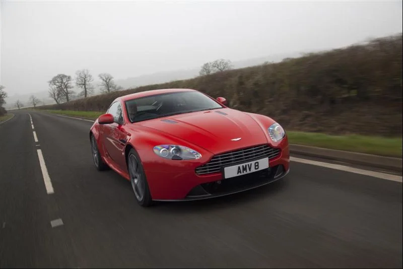Aston Martin V8 Vantage 4.7 V8 (426 Hp)2008 - 2016 thumbnail 7