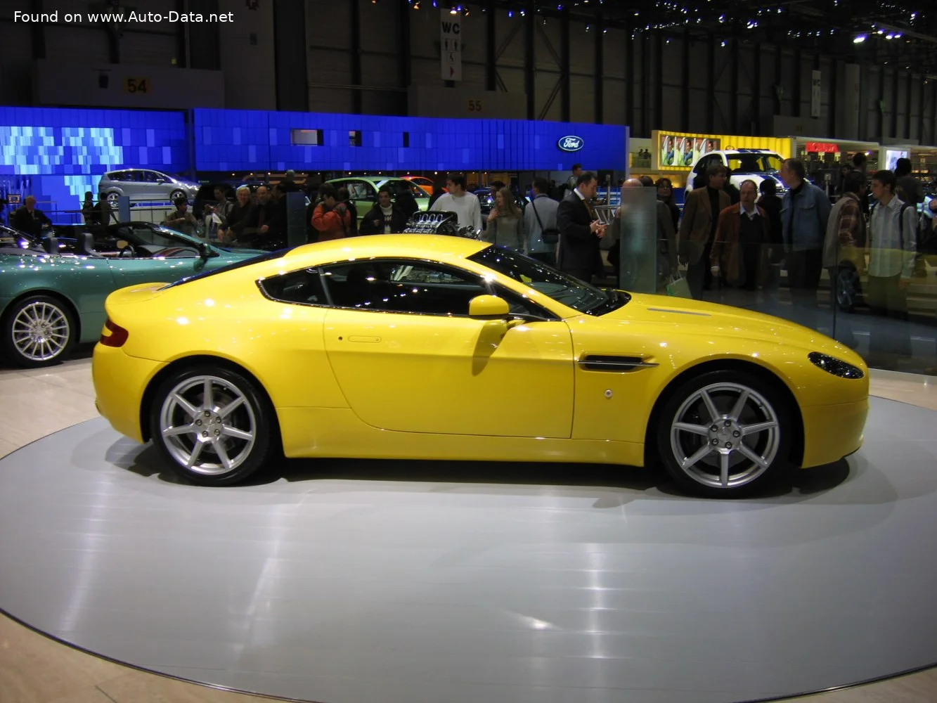 Aston Martin V8 Vantage 4.3 i V8 32V (385 Hp)2005 - 2008 thumbnail 4