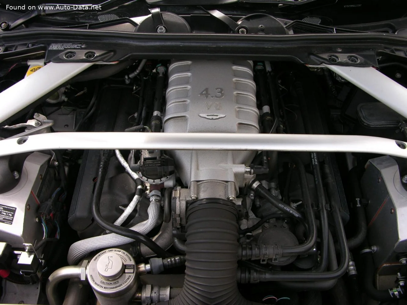 Aston Martin V8 Vantage 4.3 i V8 32V (385 Hp)2005 - 2008 thumbnail 9
