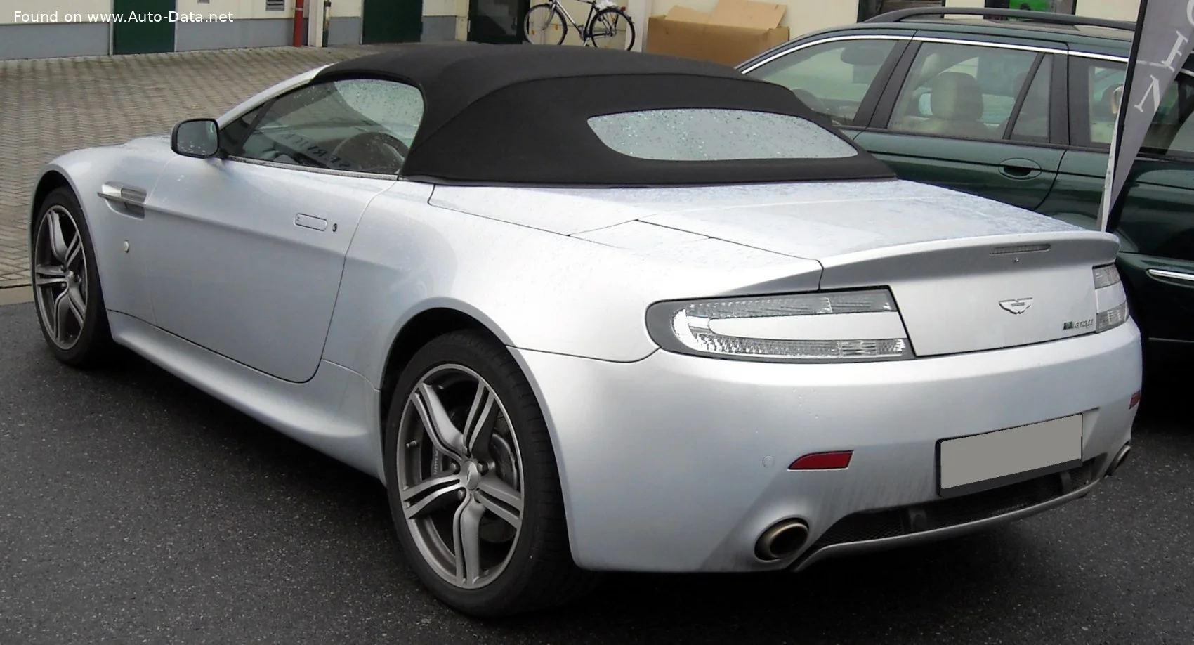 Aston Martin V8 Vantage 4.3 i V8 32V (385 Hp)2006 - 2008 thumbnail 2