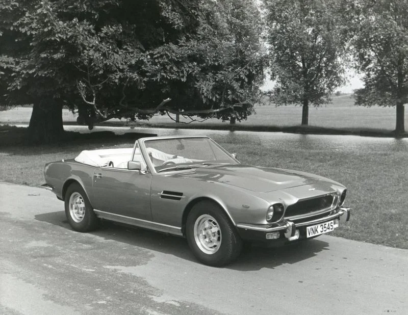 Aston Martin V8 Vantage 5.3 (340 Hp)1977 - 1989 thumbnail 4
