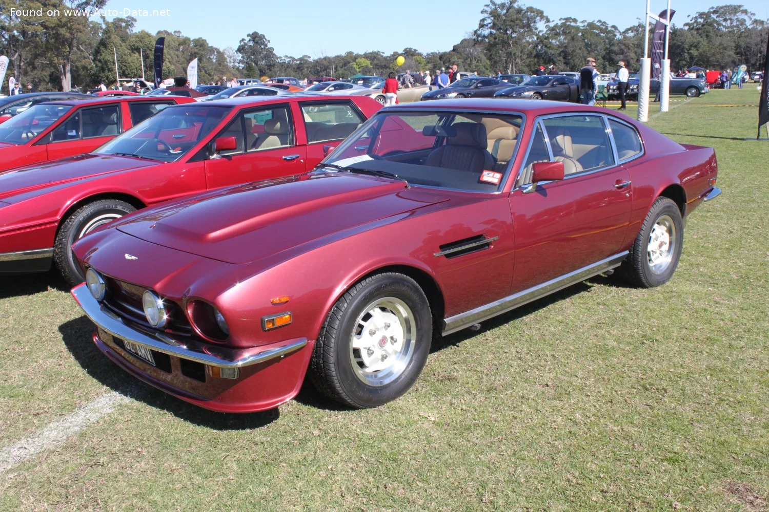 Aston Martin V8 Vantage 5.3 (385 Hp)1977 - 1990 thumbnail 3