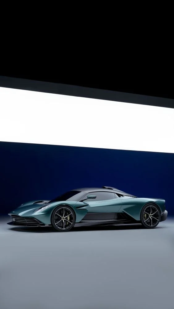 Aston Martin Valhalla Aston Martin Valhalla concept thumbnail 11