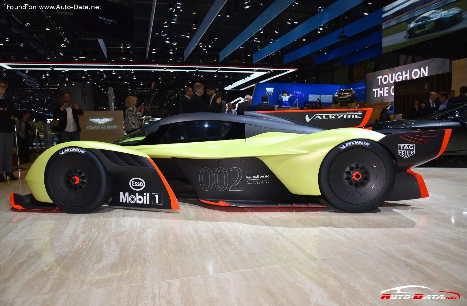 Aston Martin Valkyrie Aston Martin Valkyrie AMR Pro thumbnail 2