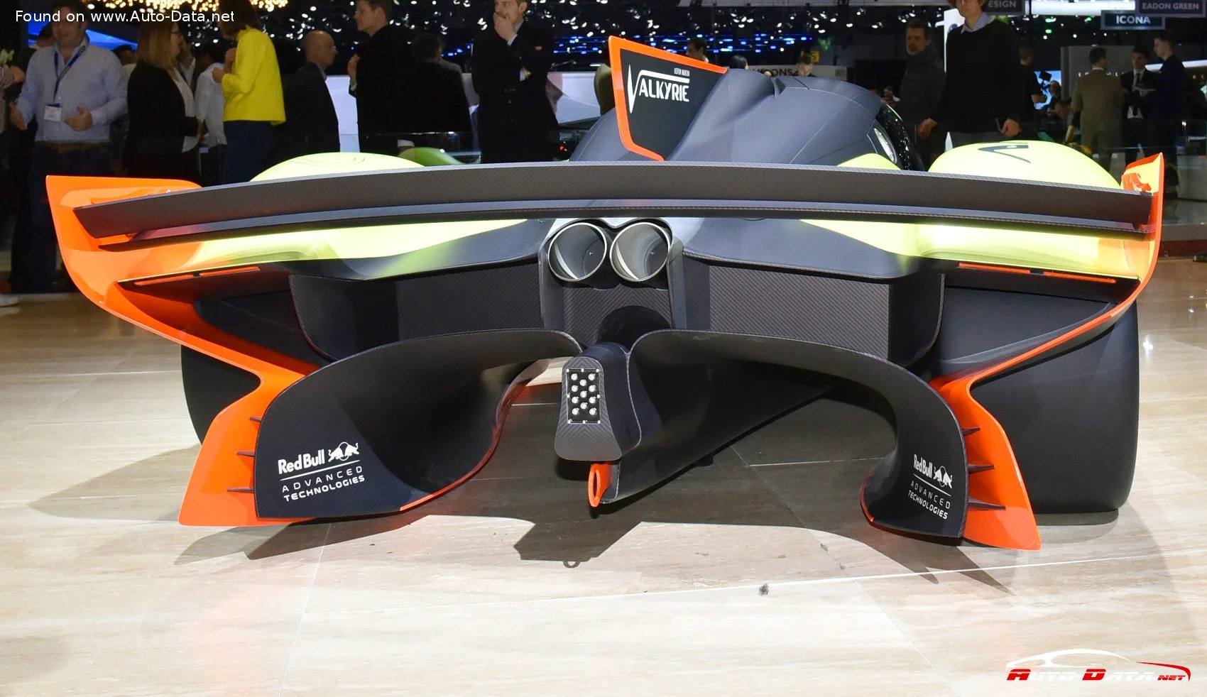 Aston Martin Valkyrie Aston Martin Valkyrie AMR Pro thumbnail 3