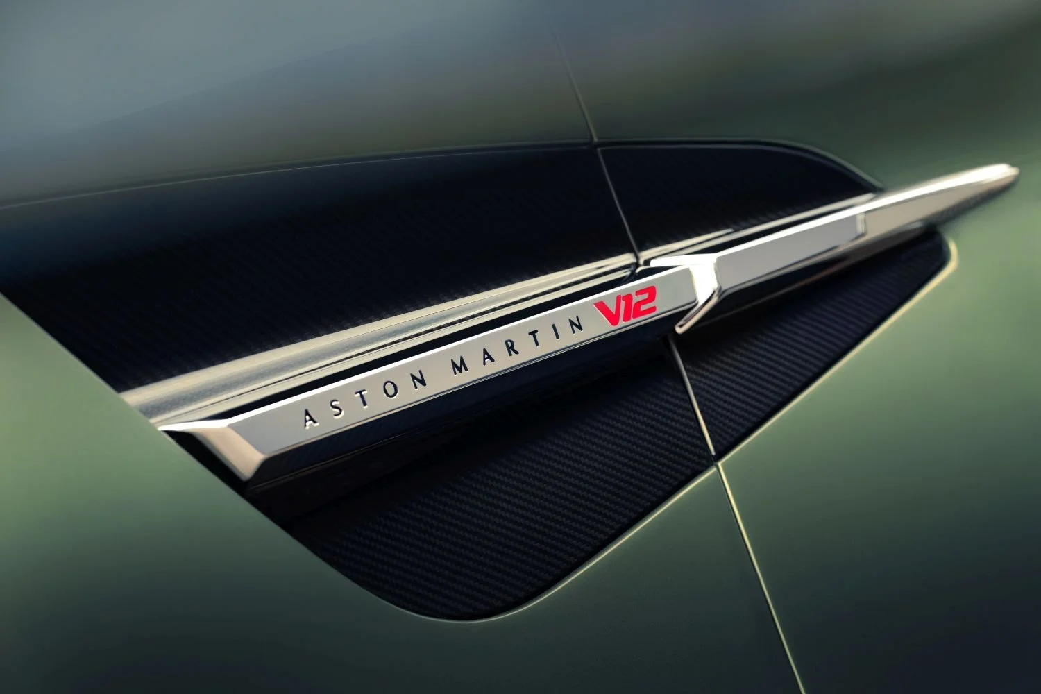 Aston Martin Vanquish 5.2 V12 (835 Hp) ZF2025 - thumbnail 17
