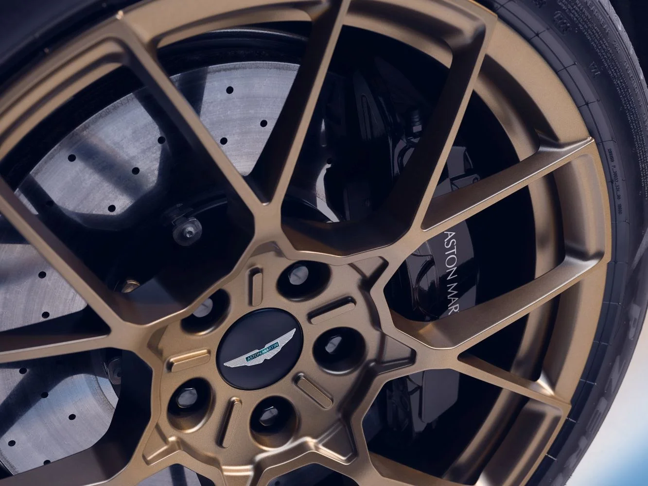 Aston Martin Vanquish 5.2 V12 (835 Hp) ZF2024 - thumbnail 13