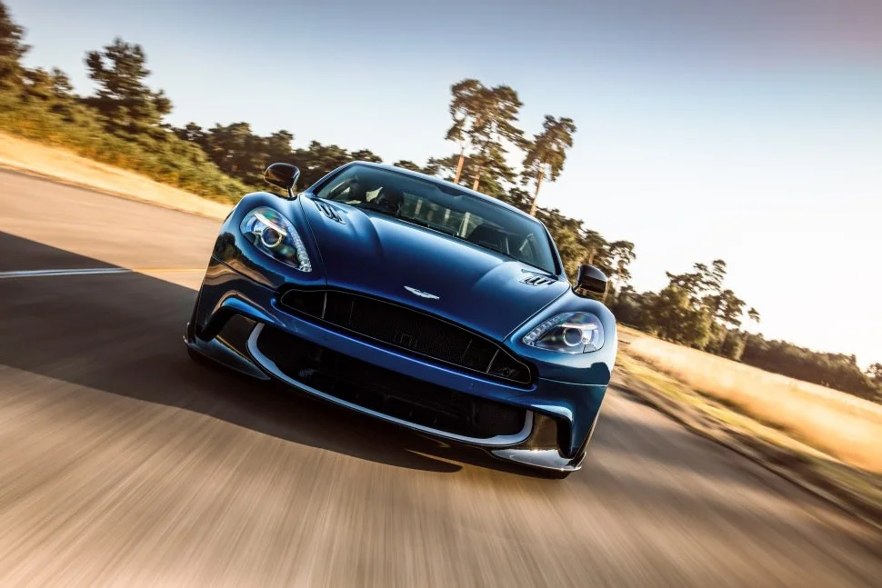 Aston Martin Vanquish 6.0 V12 (603 Hp) Touchtronic2016 - 2018 thumbnail 2