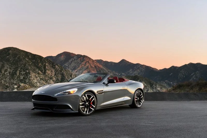 Aston Martin Vanquish 6.0 V12 (573 Hp) Automatic2013 - 2014 thumbnail 15
