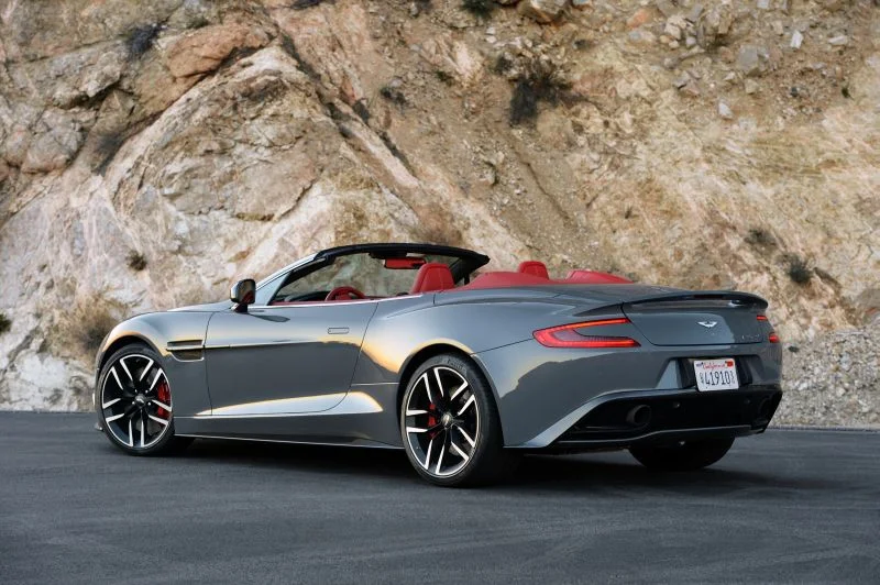 Aston Martin Vanquish 6.0 V12 (573 Hp) Automatic2013 - 2014 thumbnail 17