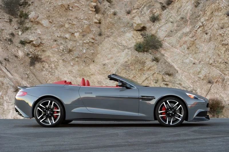 Aston Martin Vanquish 6.0 V12 (573 Hp) Automatic2013 - 2014 thumbnail 18