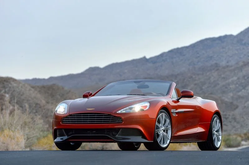 Aston Martin Vanquish 6.0 V12 (573 Hp) Automatic2013 - 2014 thumbnail 9