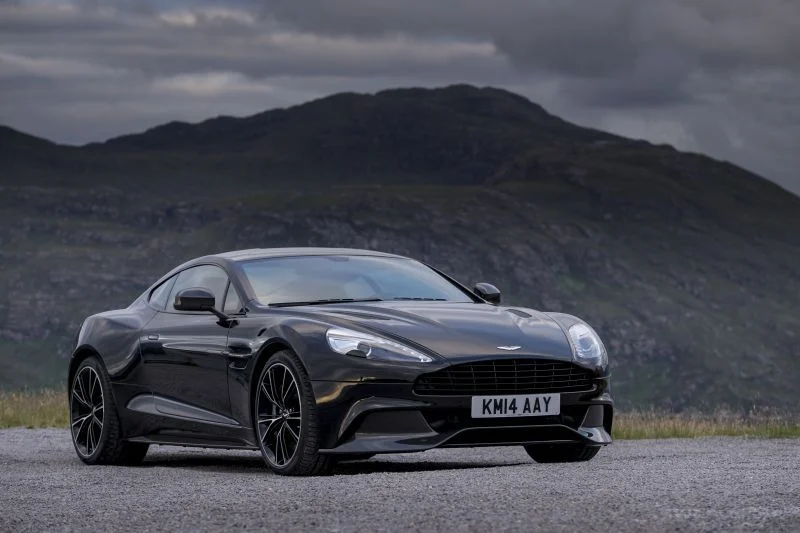 Aston Martin Vanquish 6.0 V12 (573 Hp) Automatic2012 - 2014 - 1