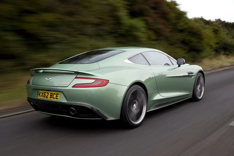 Aston Martin Vanquish 6.0 V12 (573 Hp) Automatic2012 - 2014 thumbnail 2