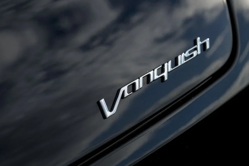 Aston Martin Vanquish 6.0 V12 (573 Hp) Automatic2012 - 2014 thumbnail 8
