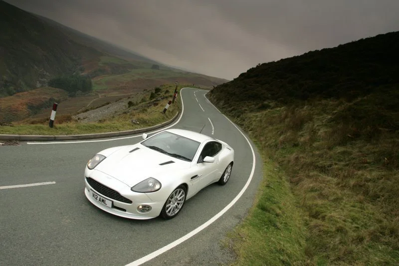 Aston Martin Vanquish 6.0 V12 (527 Hp) Automatic2005 - 2007 thumbnail 18