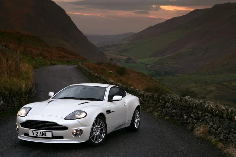 Aston Martin Vanquish 6.0 V12 (527 Hp) Automatic2005 - 2007 thumbnail 6