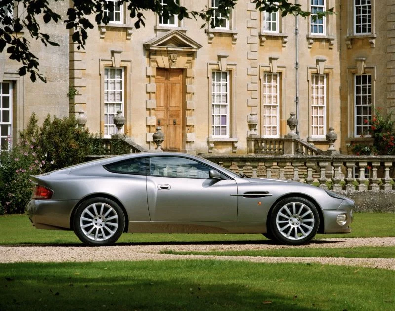 Aston Martin Vanquish 6.0 V12 (466 Hp) Automatic2001 - 2004 thumbnail 2