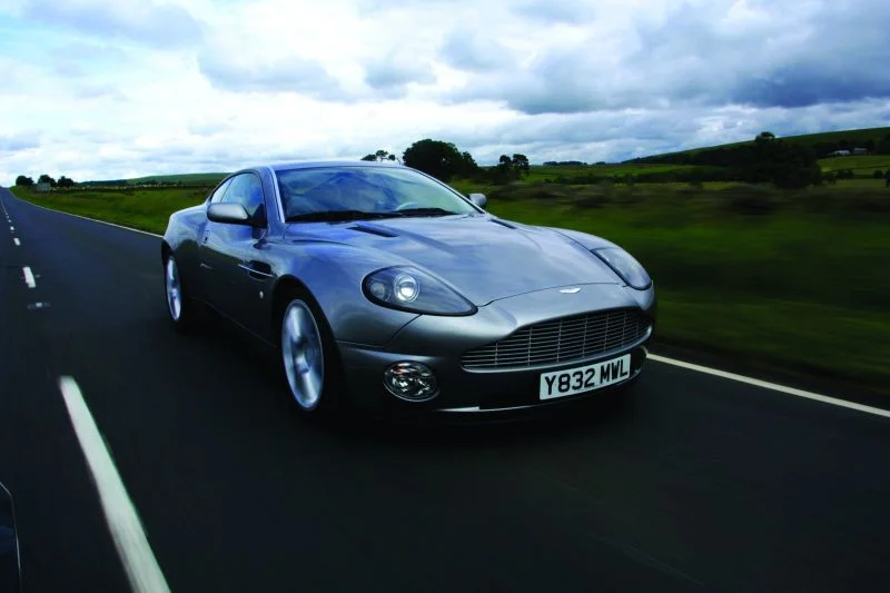 Aston Martin Vanquish 6.0 V12 (466 Hp) Automatic2001 - 2004 thumbnail 18