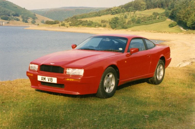 Aston Martin Virage 5.3 (336 Hp) Automatic1990 - 1995 thumbnail 4