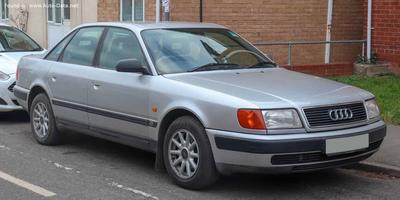 Audi 100 2.0 (101 Hp)1990 - 1994 thumbnail 3