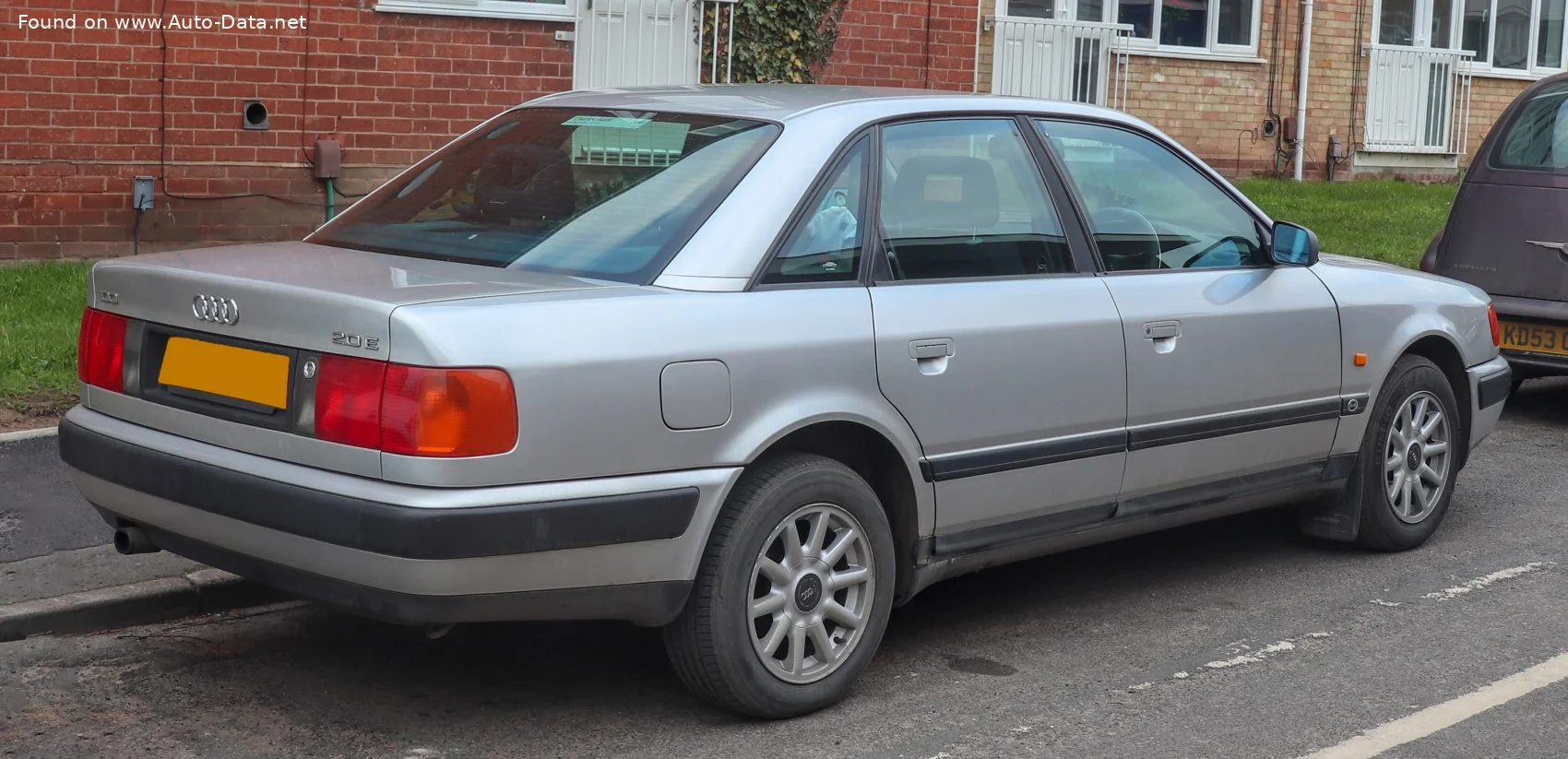 Audi 100 2.0 (101 Hp)1990 - 1994 thumbnail 4