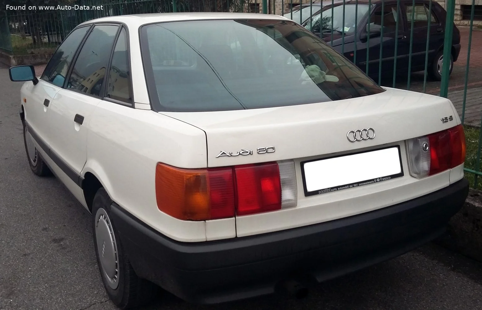Audi 80 1.6 (75 Hp)1986 - 1988 thumbnail 10