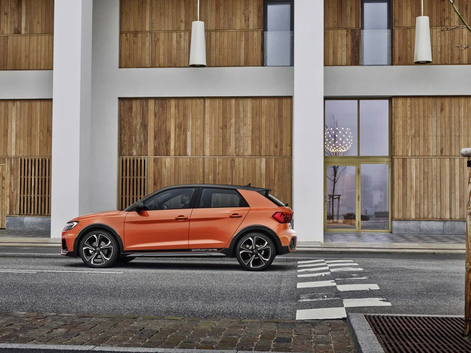 Audi A1 25 TFSI (95 Hp)2019 - 2020 thumbnail 2