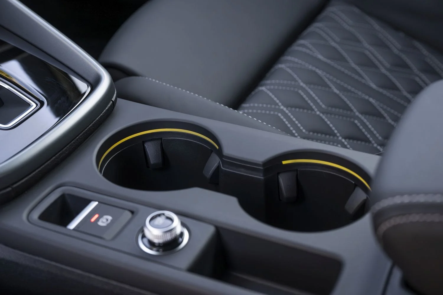Audi A3 35 TDI (150 Hp) S tronic2024 - thumbnail 18