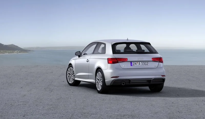 Audi A3 1.0 TFSI (115 Hp)2016 - 2017 thumbnail 2