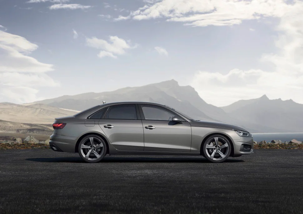 Audi A4 30 TDI (122 Hp)2019 - 2020 thumbnail 4