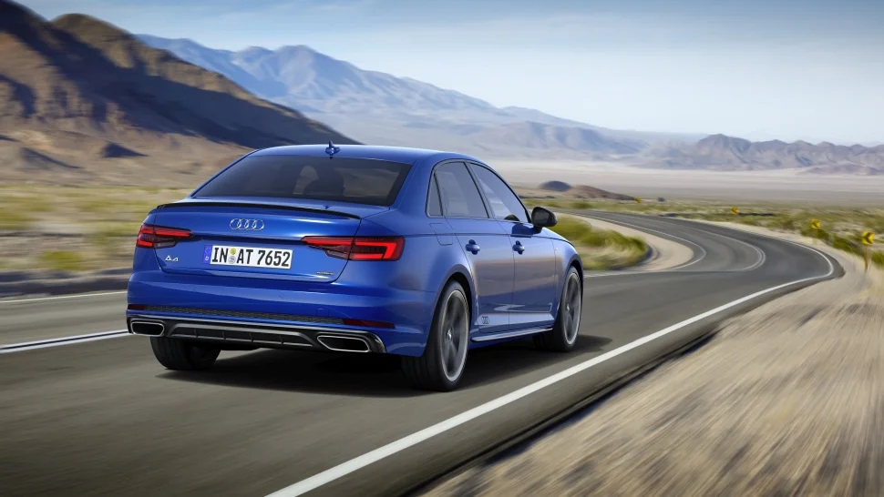 Audi A4 30 TDI (122 Hp) S tronic2018 - 2019 thumbnail 2