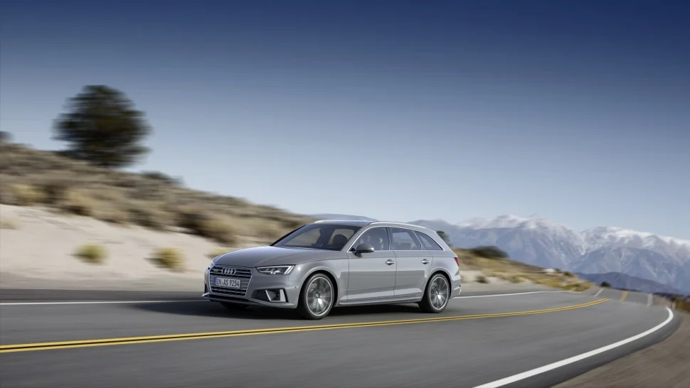 Audi A4 30 TDI (122 Hp) S tronic2018 - 2019 - 1