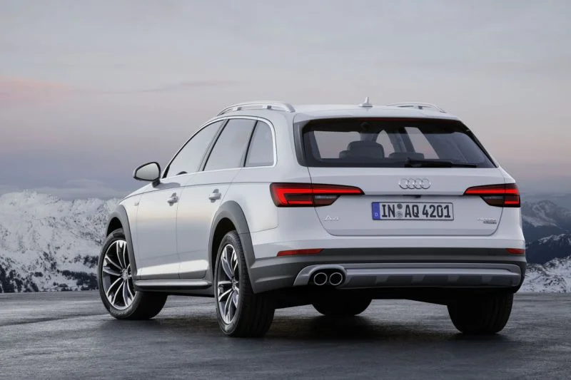 Audi A4 2.0 TDI (150 Hp) quattro ultra2017 - 2018 thumbnail 2