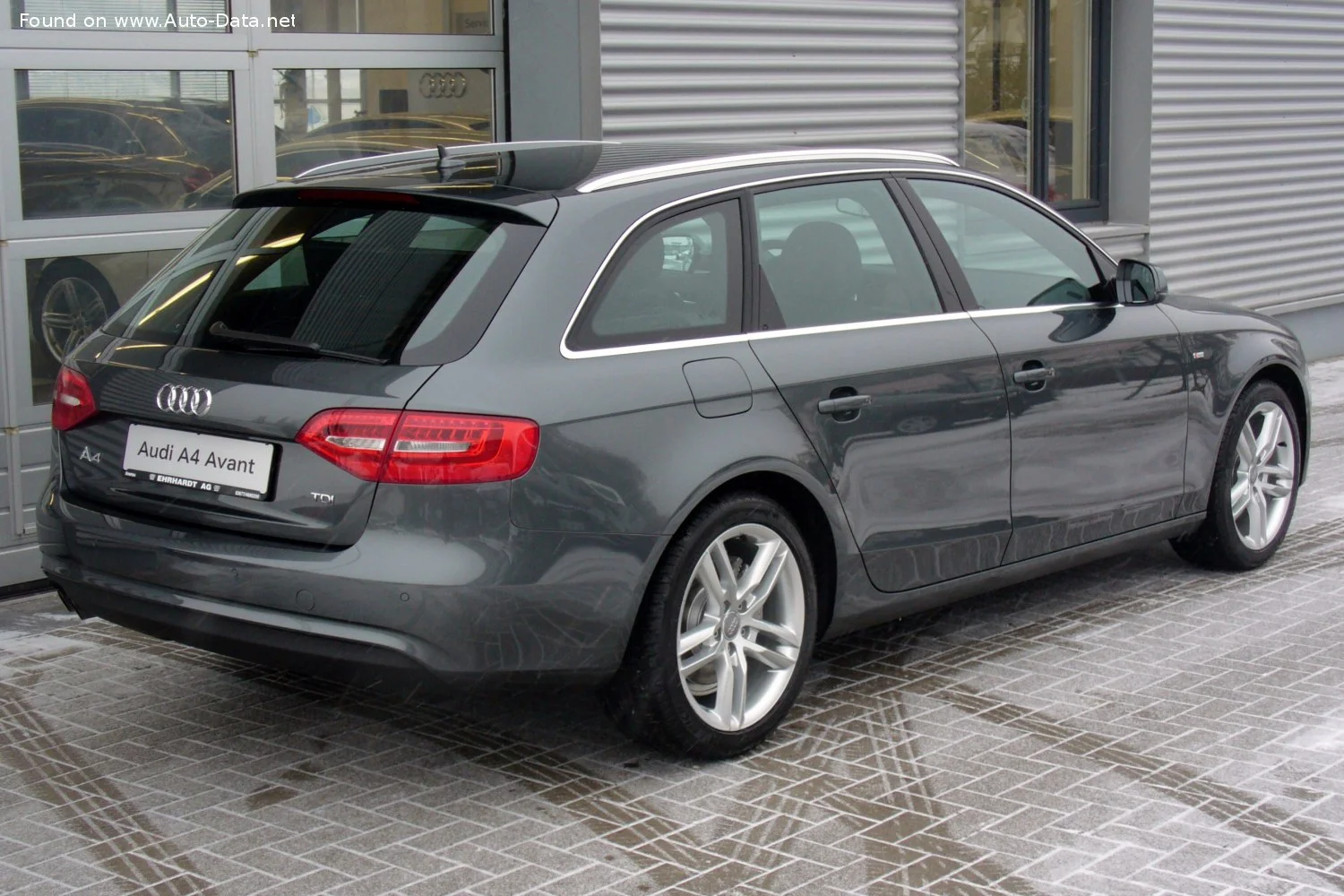 Audi A4 1.8 TFSI (120 Hp)2011 - 2015 thumbnail 2