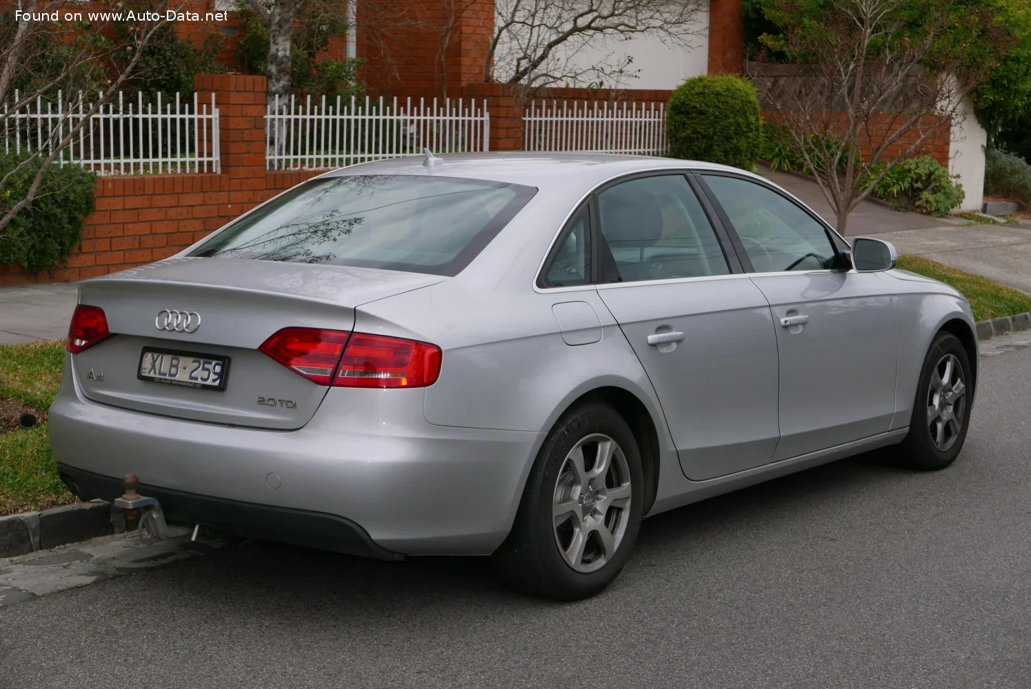 Audi A4 1.8 TFSI (120 Hp)2008 - 2011 thumbnail 6