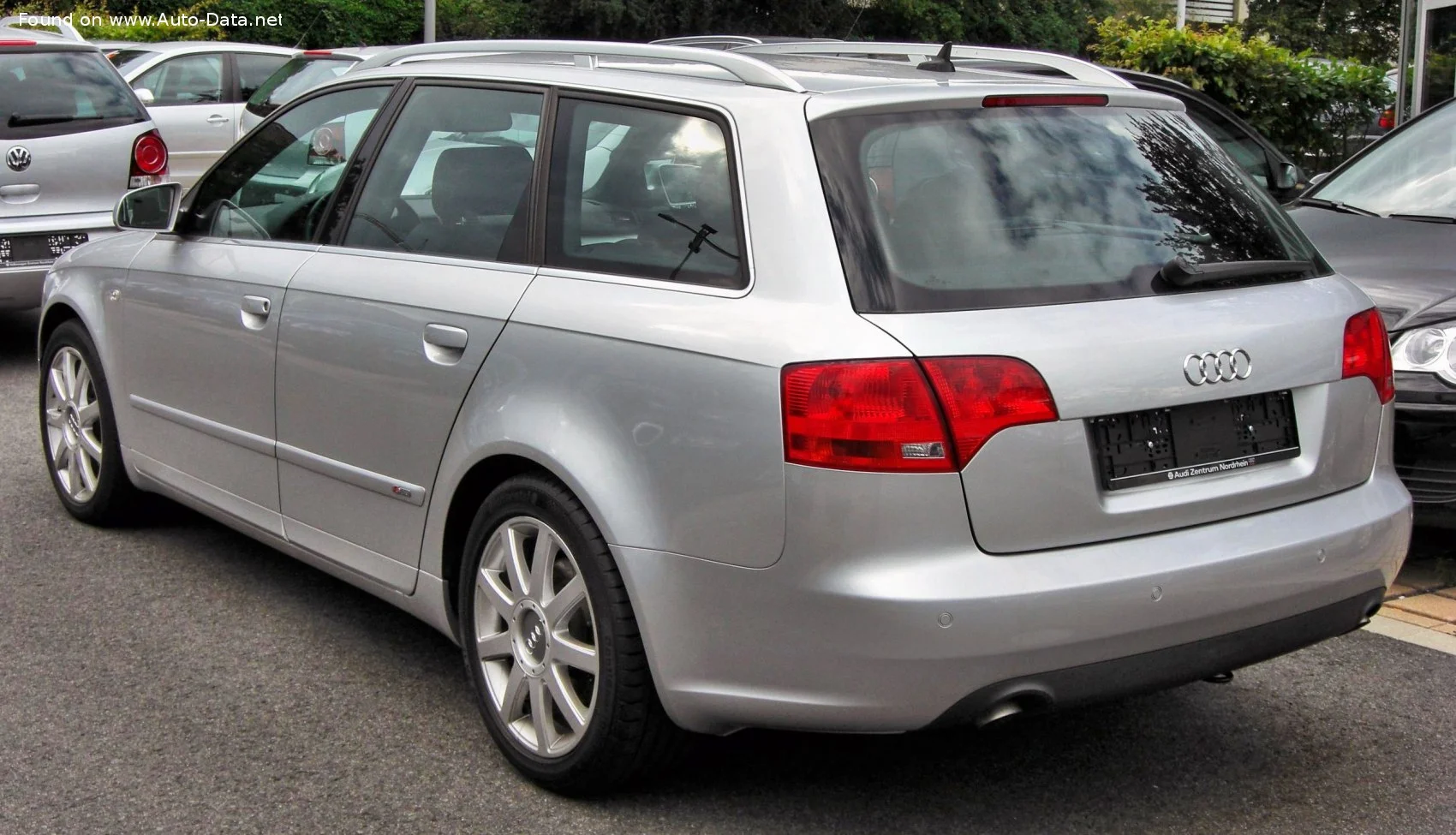 Audi A4 1.6i (102 Hp)2004 - 2008 thumbnail 2