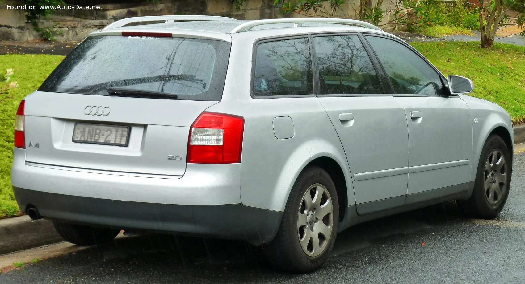 Audi A4 1.6i (102 Hp)2001 - 2004 thumbnail 2