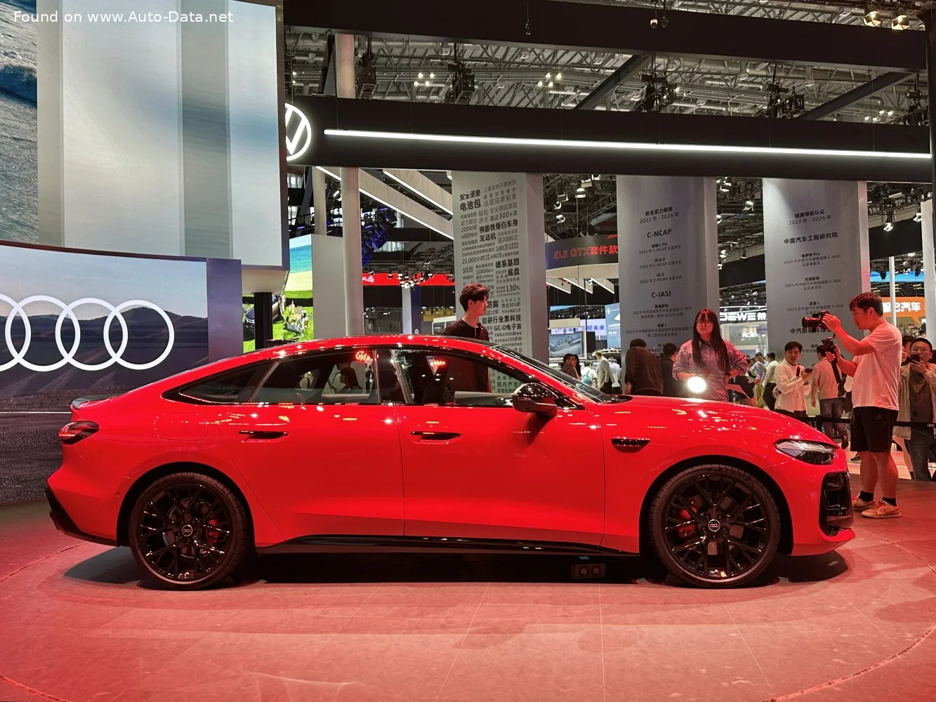 Audi A5 Audi A5L Sportback (B10) thumbnail 2