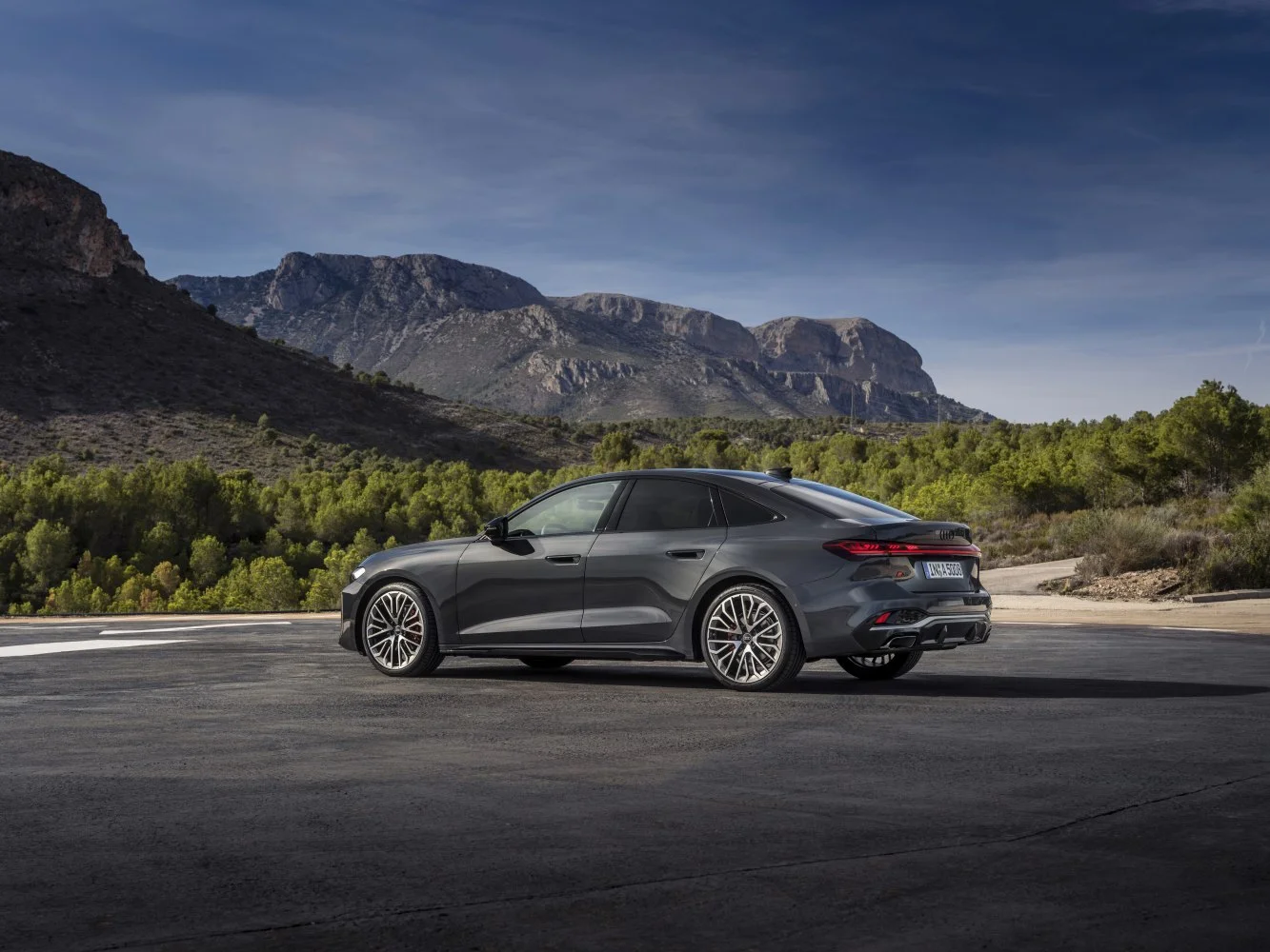 Audi A5 2.0 TDI (204 Hp) Mild Hybrid plus quattro ultra S tronic2024 - thumbnail 17