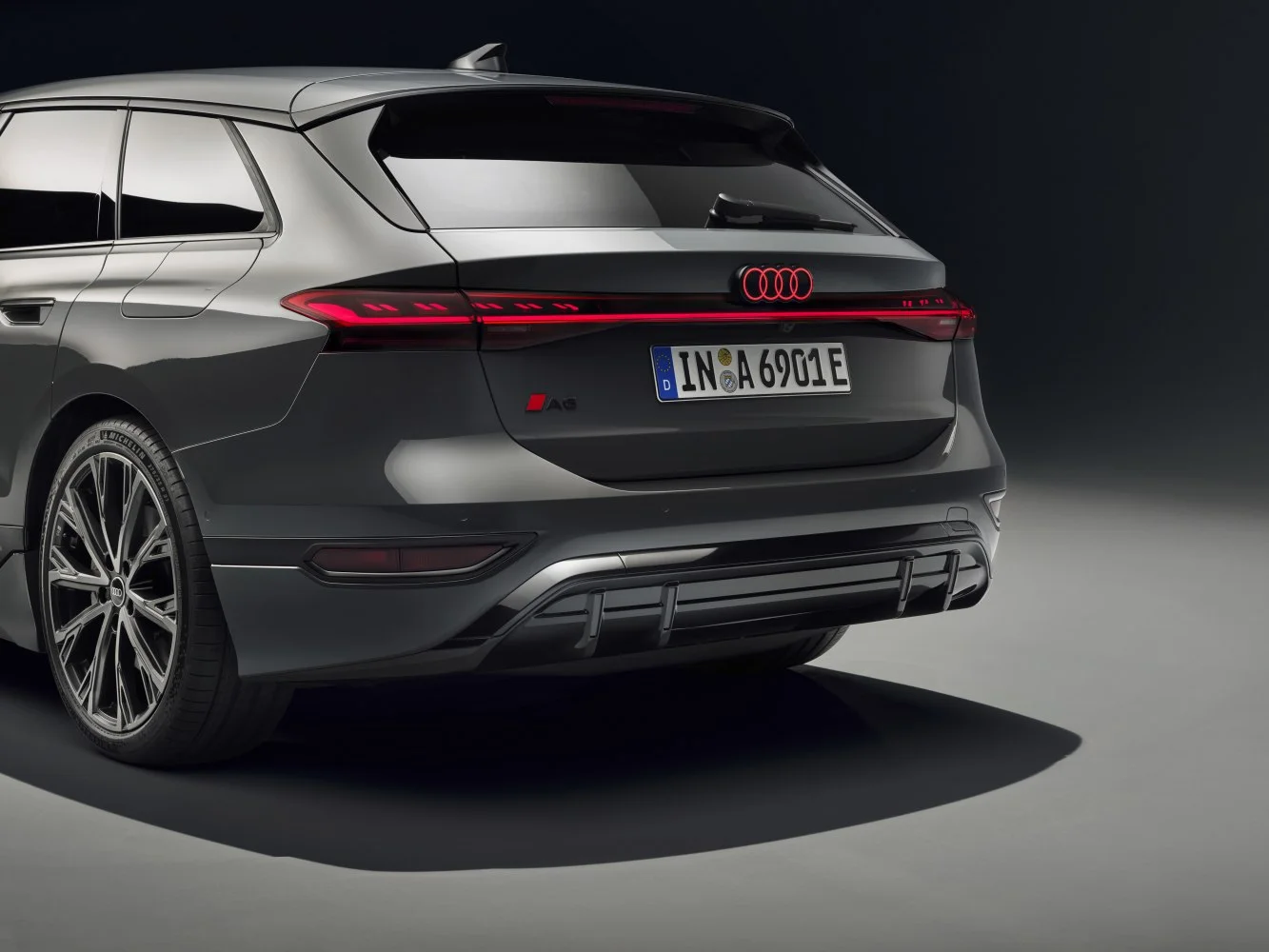 Audi A6 e-tron 100 kWh (462 Hp) quattro2024 - thumbnail 12